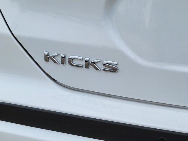 2024 Nissan Kicks S